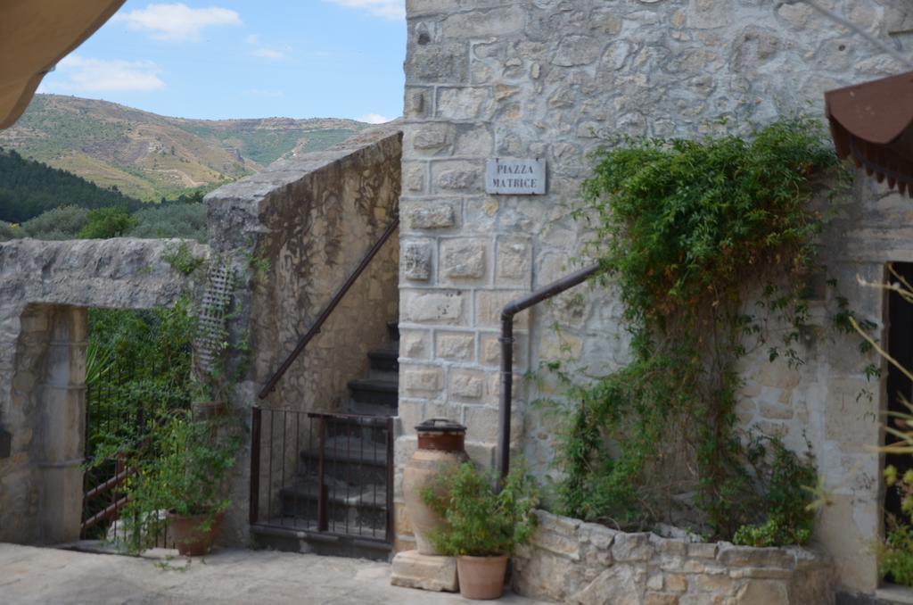 Le Case Di S. Andrea Buccheri Exterior photo