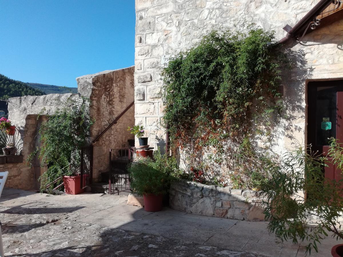 Le Case Di S. Andrea Buccheri Exterior photo